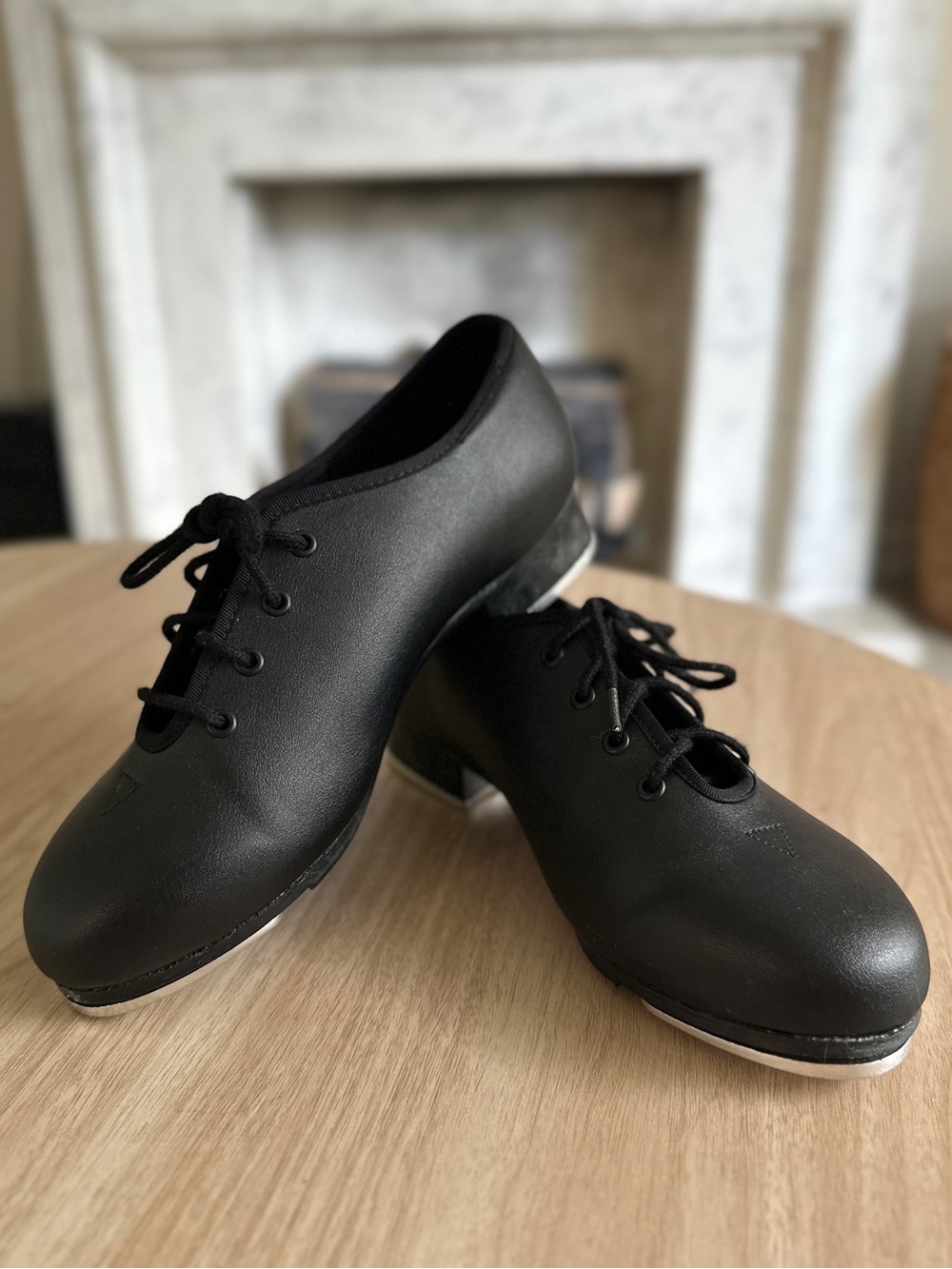 Bloch kids tap shoes size 4